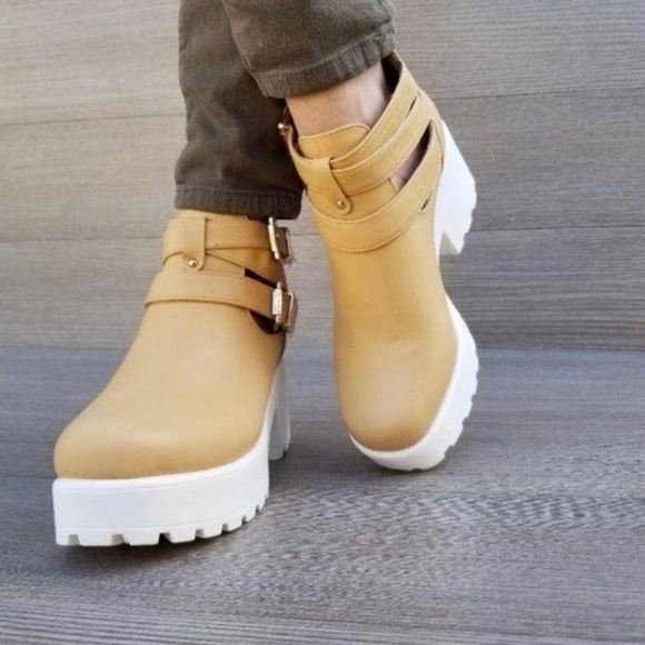 Chunky Platform Cut out Ankle Boot NWT - Picture 7 of 10